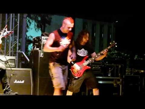 Extrema - Armageddon In The Park 2012 - Metal Fest 28/07/2012  - (CB) HD720