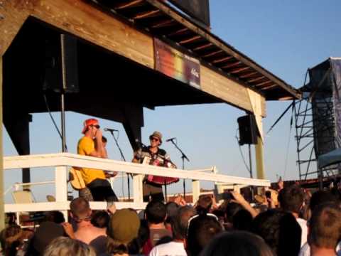 Jack Johnson, G. Love, & Zach Gill