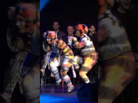 Play video