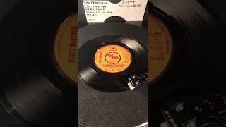 Download lagu Scott McKenzie - San Francisco ( Be Sure To Wear Some Flowers In Your Hair ) Vinyl 45 From 1967 . mp3