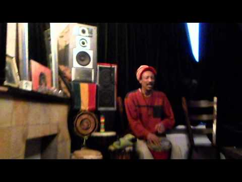 Butoyi Ras Cloud iyabinghy chanting