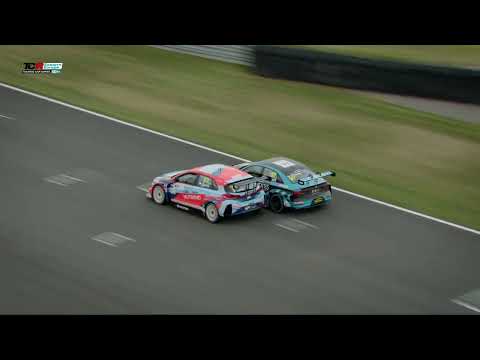TCR Eastern Europe 2022 - Slovakia Ring - highlights R2