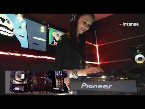 Miss Monique - Mind Games Podcast 026 (Live, Radio Intense 10.06.2014)