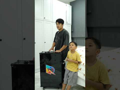 นั่งมองกระเป๋ากันทำไม งง? #กล่องเกมส์ #PS5 #PLAYBOX #เหน่อไปไหน #น้องมาร์เวล #ณเจตติดเหน่อ