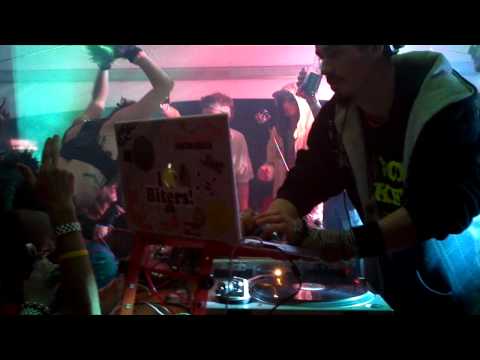 Jay Shok Live on New Years Eve 2012.mp4