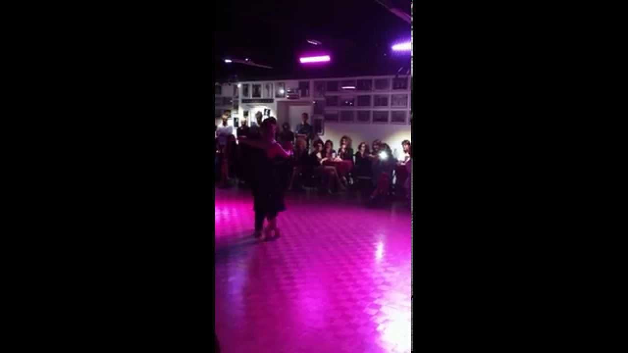 Sebastian Arce y Mariano Montes bailan Alfredo De Angelis-Ilusión Azul  en Zotto Academy