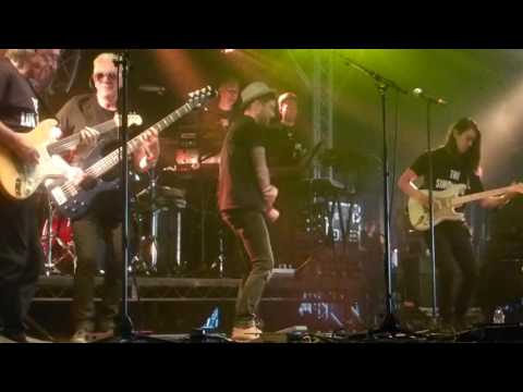 The Trevor Horn Band with Matt Cardle - Owner of a Lonely Heart - Wickham Festival - 6/8/16