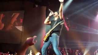 That&#39;s My Kind of Night - Luke Bryan - Atlanta, GA 7/14/13