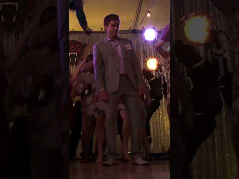 Dexter’s about to get a dance battle going 🕺 #Dexter