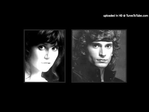 Ah, leave me not to pine - The Pirates of Penzance (best version)