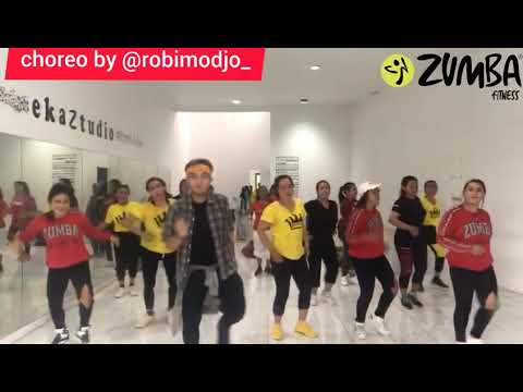 Thalia, Farina, Sofia Reyes - TICK TOCK choreo by @robimodjo_ "Zumba with ZIN™@robimodjo @ekaztudio"