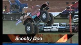 preview picture of video 'Tyrepower Parramatta City Raceway - Monster Truck Madness 1'