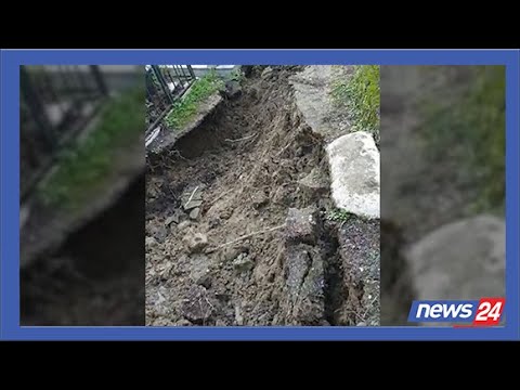 E pazankontë/Rrëshqitje dherash në varrezat e vjetra në Durrës: Po na ‘ikin’ të vdekurit nga varret