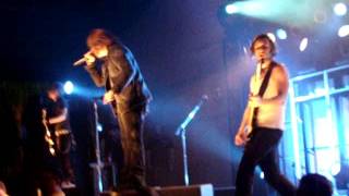 Shinedown - Left Out LIVE San Antonio 10/7/09
