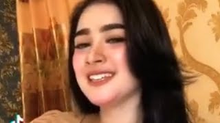 Download lagu Kisah Cinta ❤️ Ulva Riani mp3