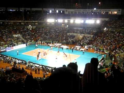 Final SuperLiga Sollys Osasco X Unilever Rio - Gordinho Dançando