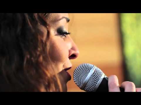 Slow Motion Bossa Nova - Mila Ribeiro