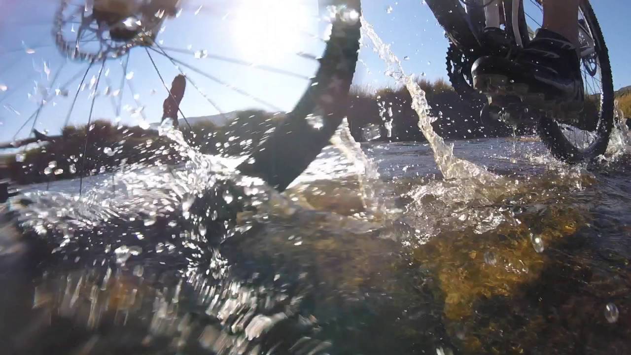 GoPro - MTB River Crossing