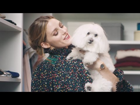 ⁣Olivia & her butler