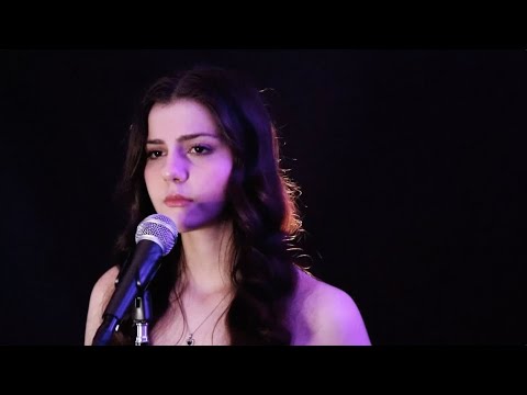 Elena Sidiro - butterflies (Performance Video)