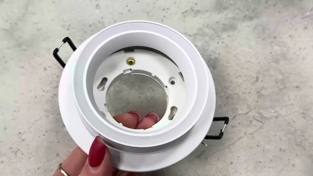 Врізний точковий світильник ARDERO DL2812 GX53 круг білий 80213