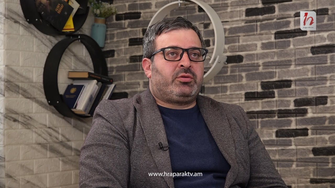 Տեղ գյուղի վերջին տնից մի քանի մետր այն կողմ ադրբեջանցիներն են, նրանք անզեն աչքով տեսանելի են