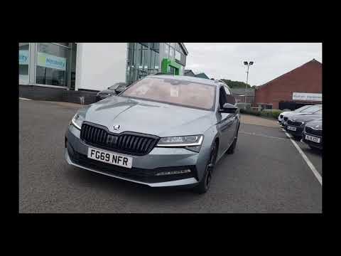ŠKODA Superb SportLine Plus Estate - FG69 NFR