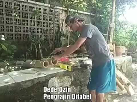 Uniknya gitar bambu Nusantara, oleh pengrajin Difabel bengkel karya matahati