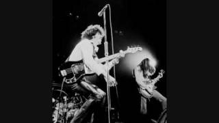Thin Lizzy - Do Anything You Want To &amp; Don&#39;t Believe A Word (Live &#39;79)