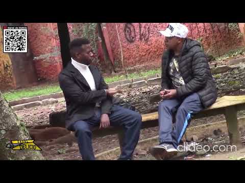 TONINHO VENDENDO CAIXÃO NA RUA🤣🤣   #pegadinha #comedia #humor #engraçado #videoshorts