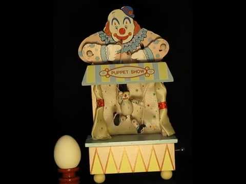 Clown (puppet on the string show) music box series
