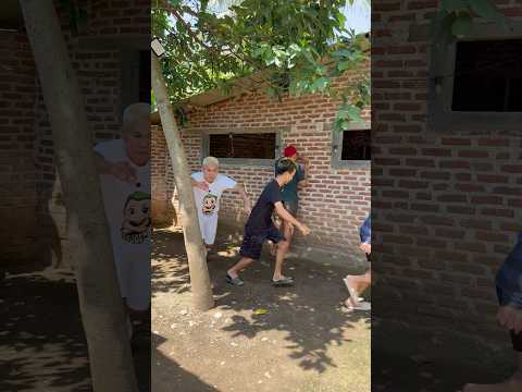 Kalian ada ga si temen yang kalo lagi main sumputan, nyumputnya malah pulang #shorts #lucu #kocak