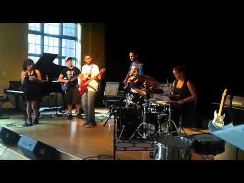 hang me up to dry. (cover by elena on drums)