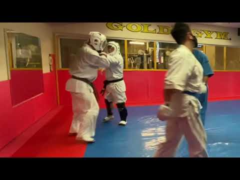 左ジャブの連打