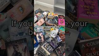 Download lagu If you organize your books by color… #booktok #books #booktube #bookrecommendations #reading mp3