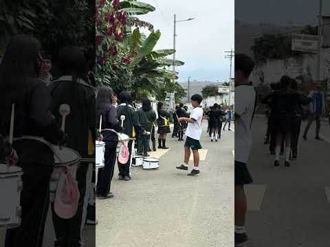 La preparación de la banda de Paz de la Unidad Educativa Pindal Loja Ecuador