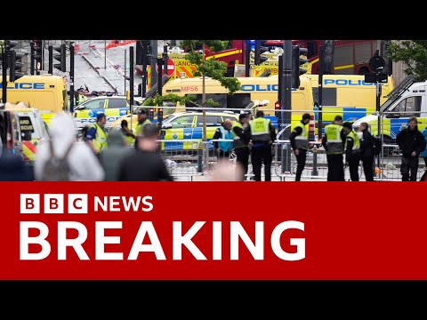 Video | Liverpool parade crash: Suspect arrested on suspicion of attempted murder, police say | BBC News