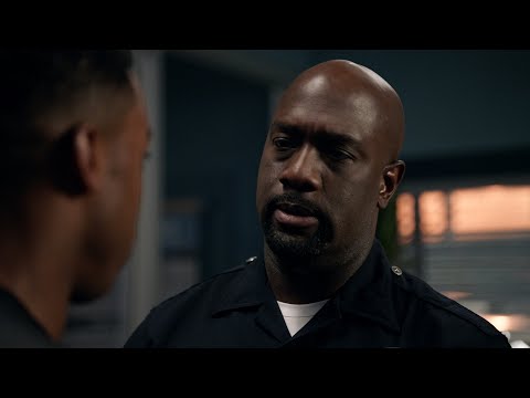 Sgt. Grey Holds West Back - The Rookie