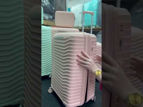 Миниатюра изображения товара Чемодан на колесах EUROBAGS PP-N21 (M, розовый)