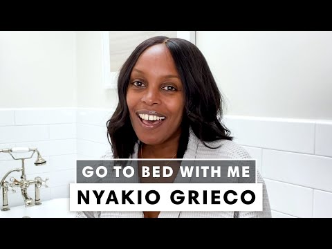 Nyakio Grieco的夜間護膚程序｜和我一起睡覺｜Harper's BAZAAR (Nyakio Grieco's Nighttime Skincare Routine | Go To Bed With Me | Harper's BAZAAR)