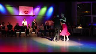 Video thumbnail for Veronica Toumanova & Asya Moiseeva - d'Arienzo (2/4), Milonga Crema, Essen