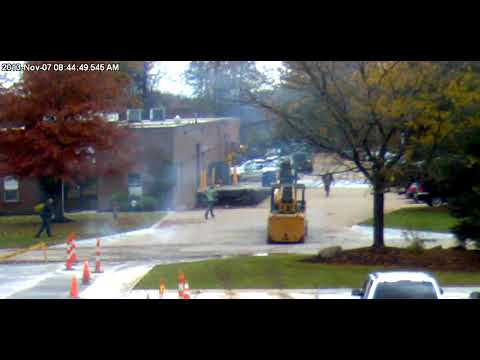 Tow motor hits propane tank causes explosion in Mentor, OH