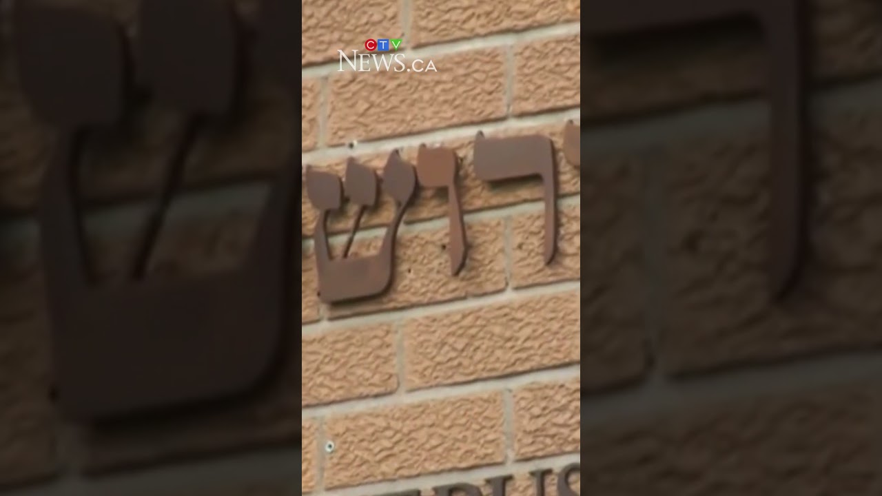 Mulcair says Que. government working to ban public prayer is ‘essentially targeting Muslims’