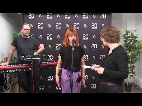 Axelle Red  chante en live chez «20 Minutes»