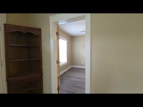 Independence House: 2106 S Sterling