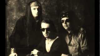 ALL LIVING FEAR - Dark Out Here