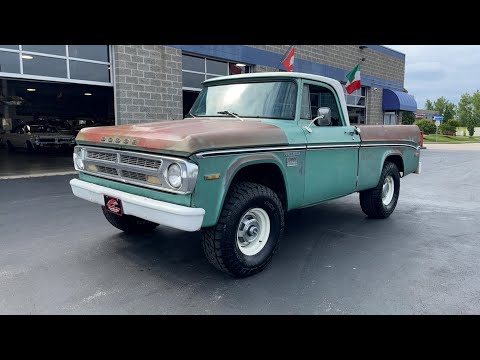Sold: 1971 Dodge W100 Power Wagon