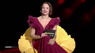 Andreea Marin vă urează Sărbători fericite!