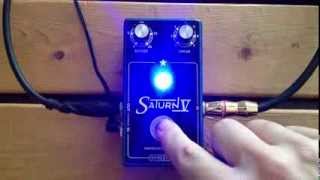 5 Minutes with the Spaceman Effects Saturn V - Pedal Demo