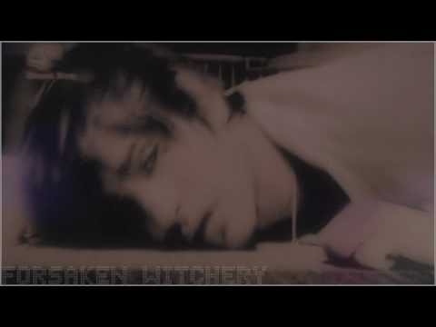 Freddie & Effy// Leave me out with the waste - Skins 4x05 (900+ subs)